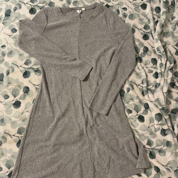 Grey Dress — GAP - Picture 1 of 1